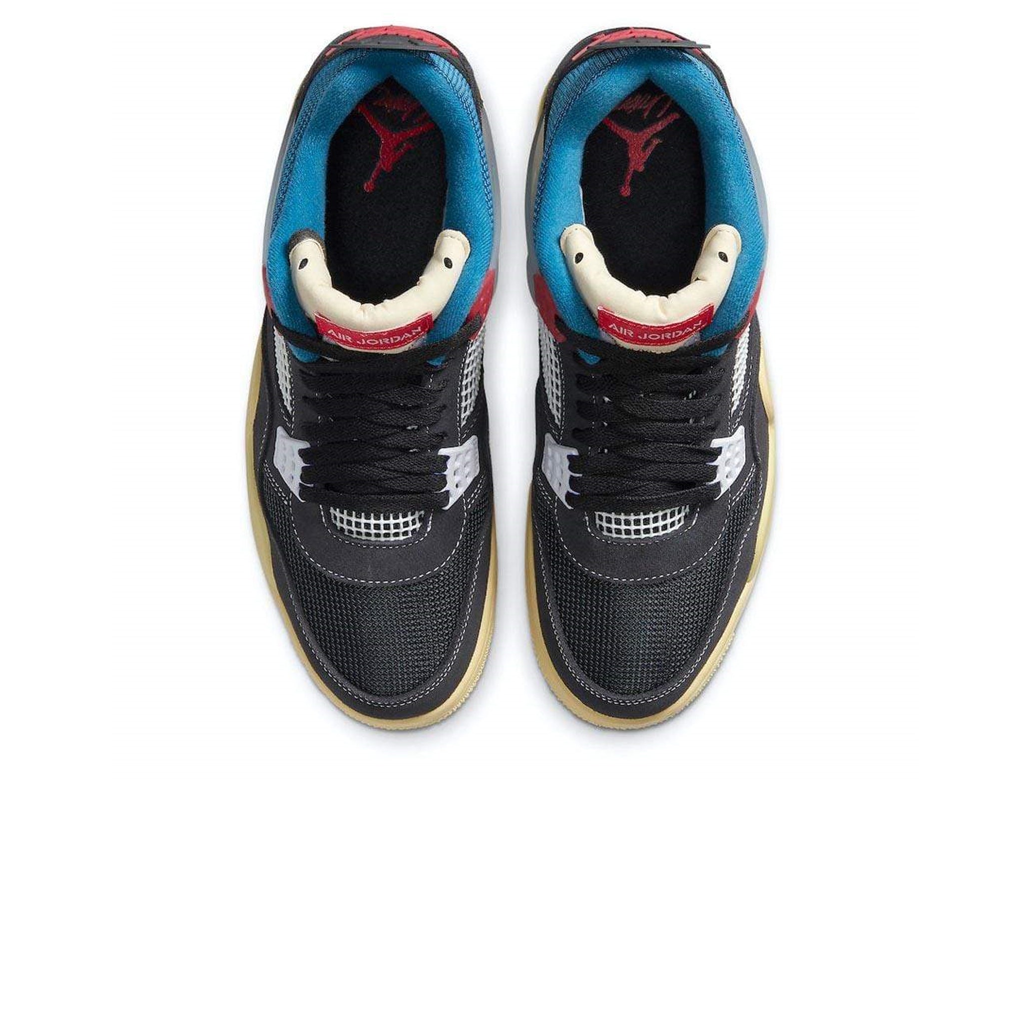 Top down view of Air Jordan 4 x Union Retro Off Noir Sneaker DC9533-001